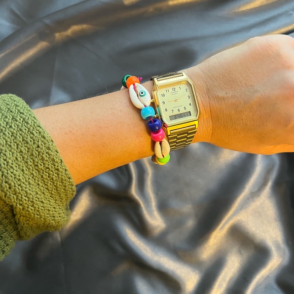 Seashell Rainbow Bracelet - Picture 4 of 5